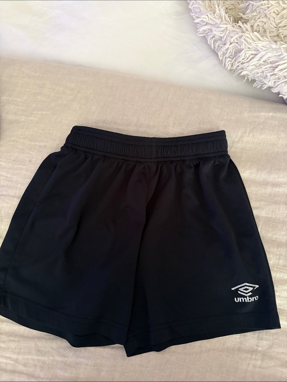 Umbro Black kids Athletic Shorts with Elastic Waist